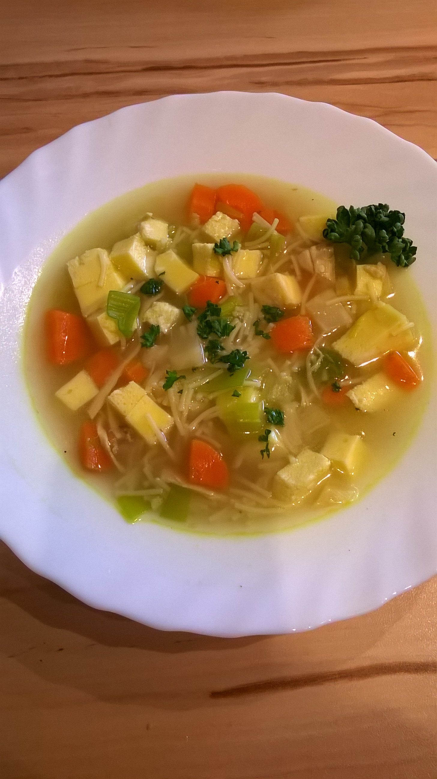 Hühnersuppe mit Eierstich super lecker und Low Carb