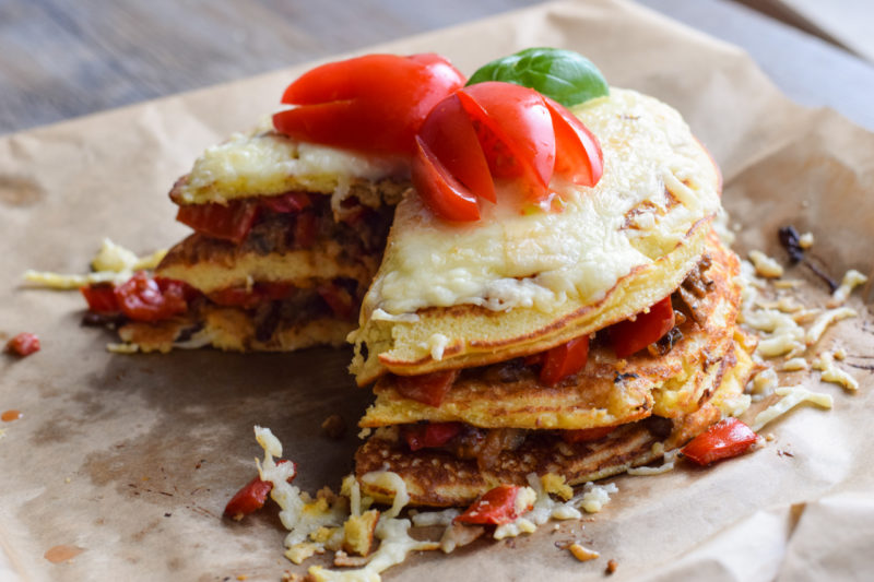 Deftige Low Carb Pfannkuchen Hackfleisch Torte knusprig überbacken