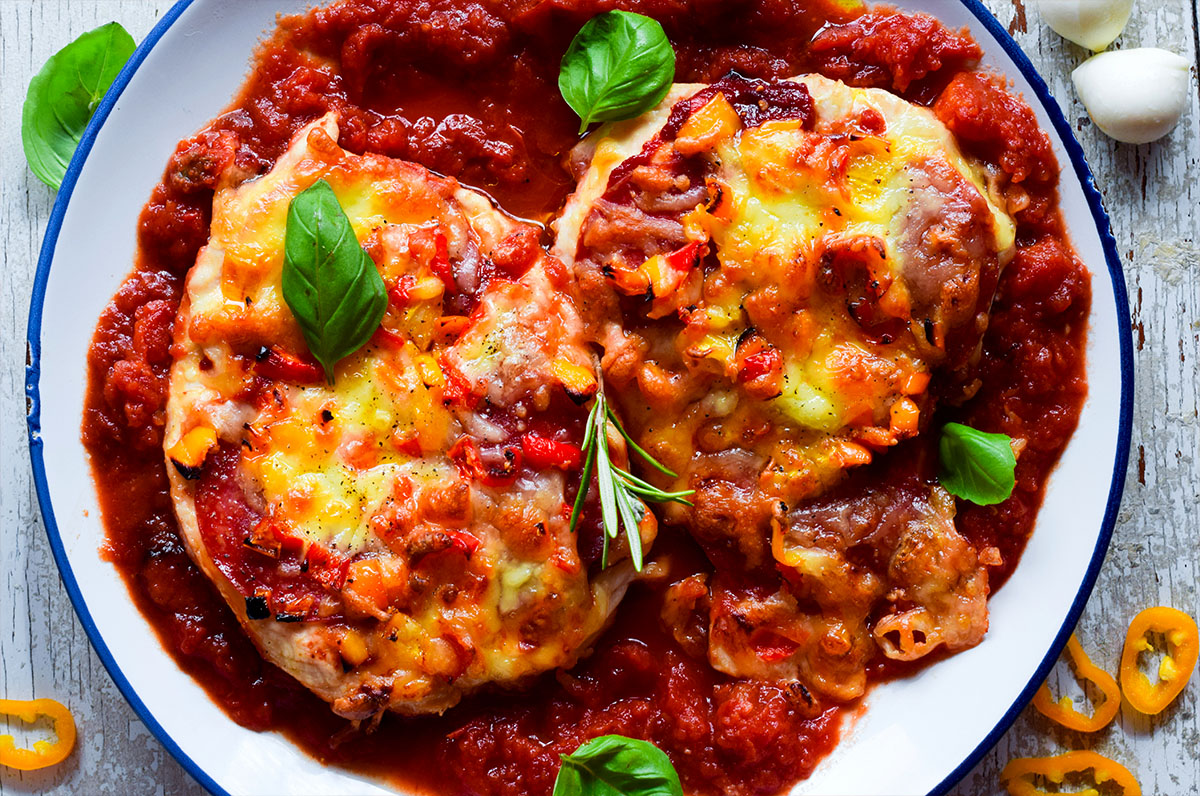 Low Carb überbackenes Pizza Hähnchen vom Blech