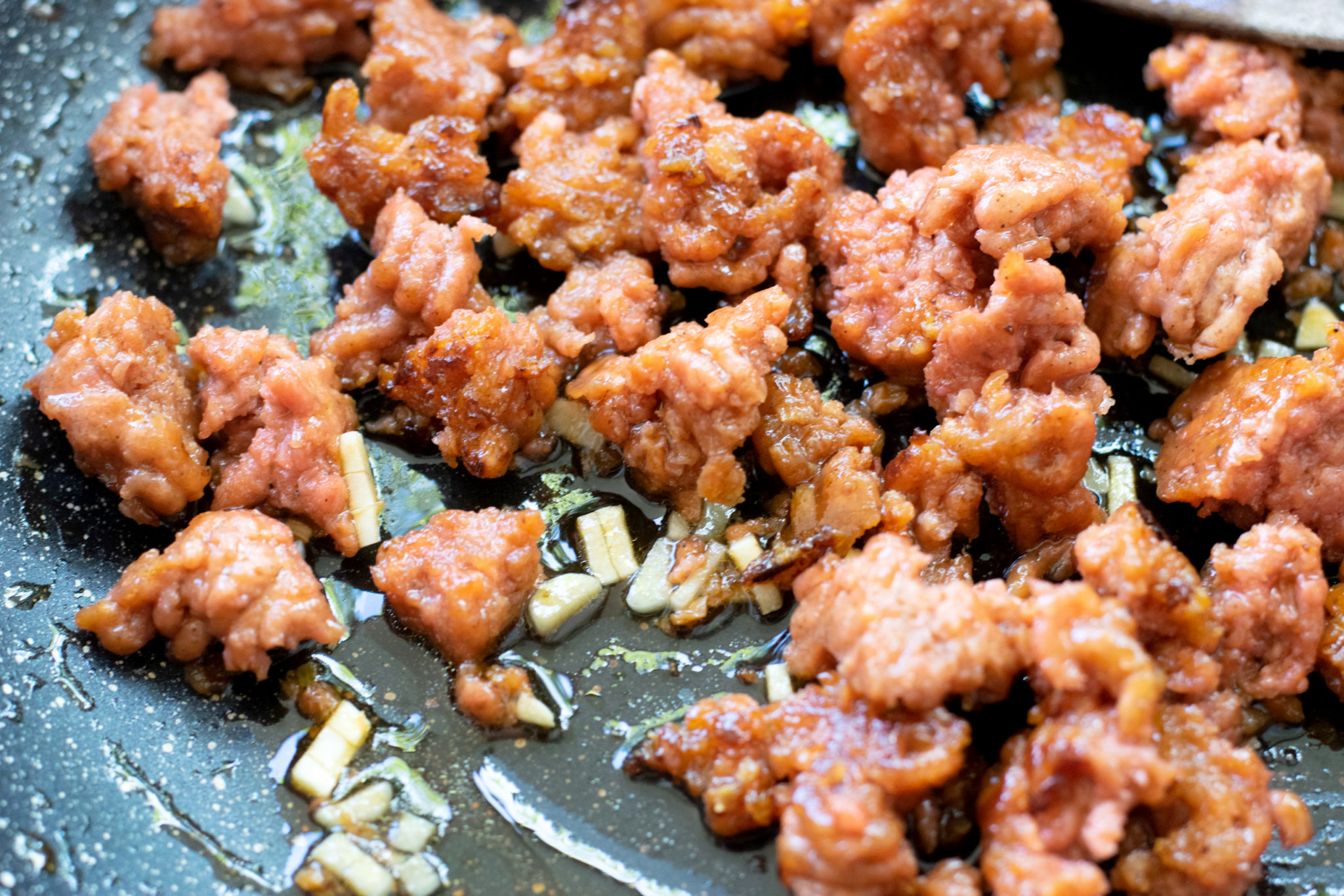 Low Carb Teriyaki-Hackfleisch-Znudeln