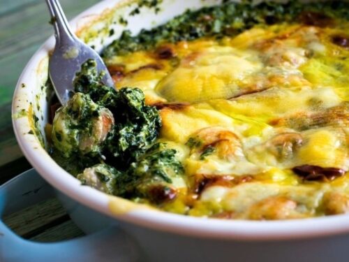 Würstchen Spinat Sahne Auflauf – Low Carb und super lecker!