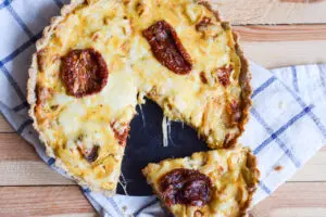 Tomaten Zwiebel Quiche 11