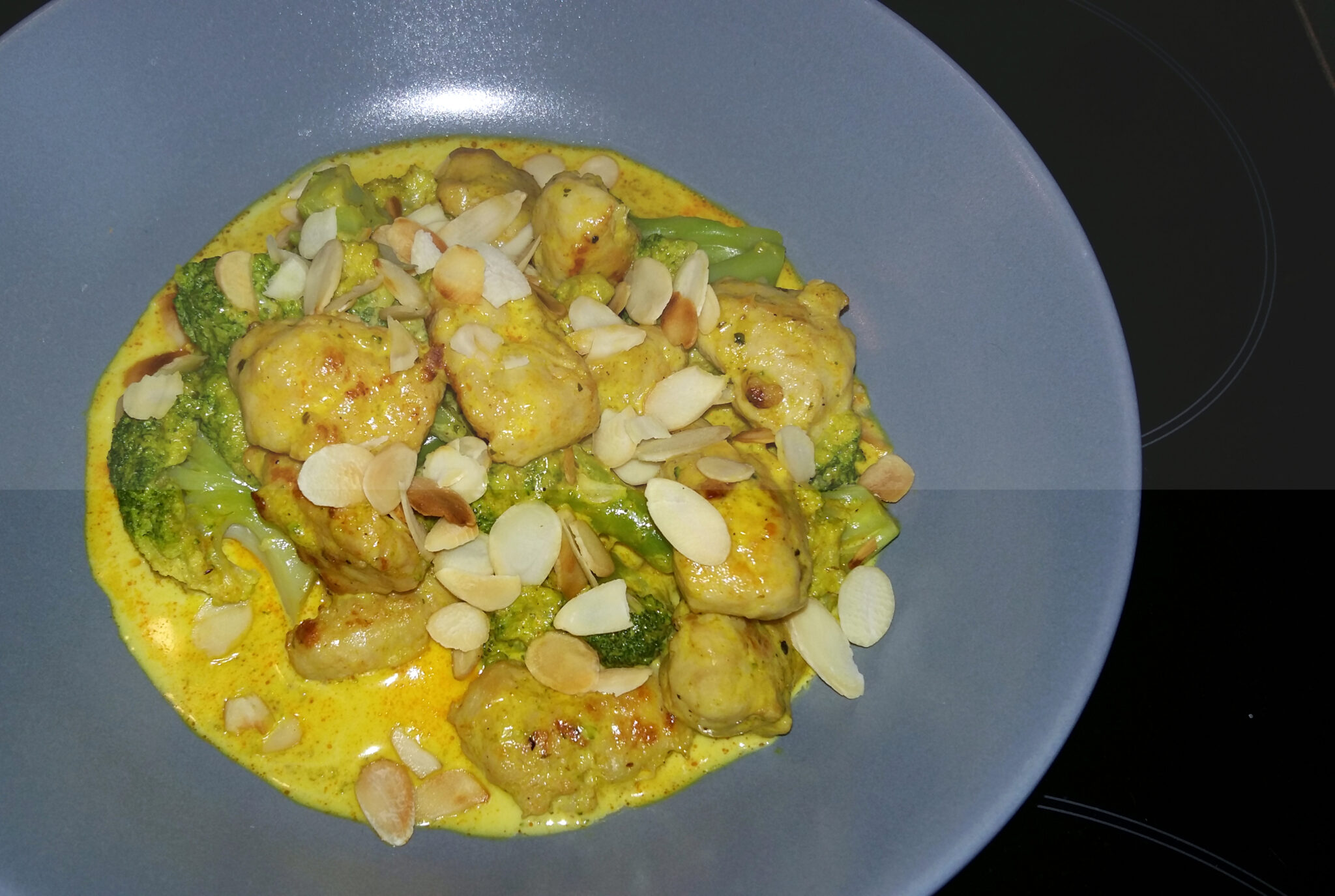 Low Carb Puten Curry mit Brokkoli