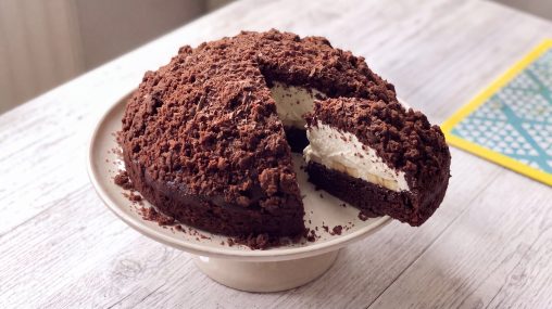 Maulwurfkuchen low carb mit Krümelkuppel, Schokoboden ohne Weizenmehl und Sahne-Frischkäse-Creme